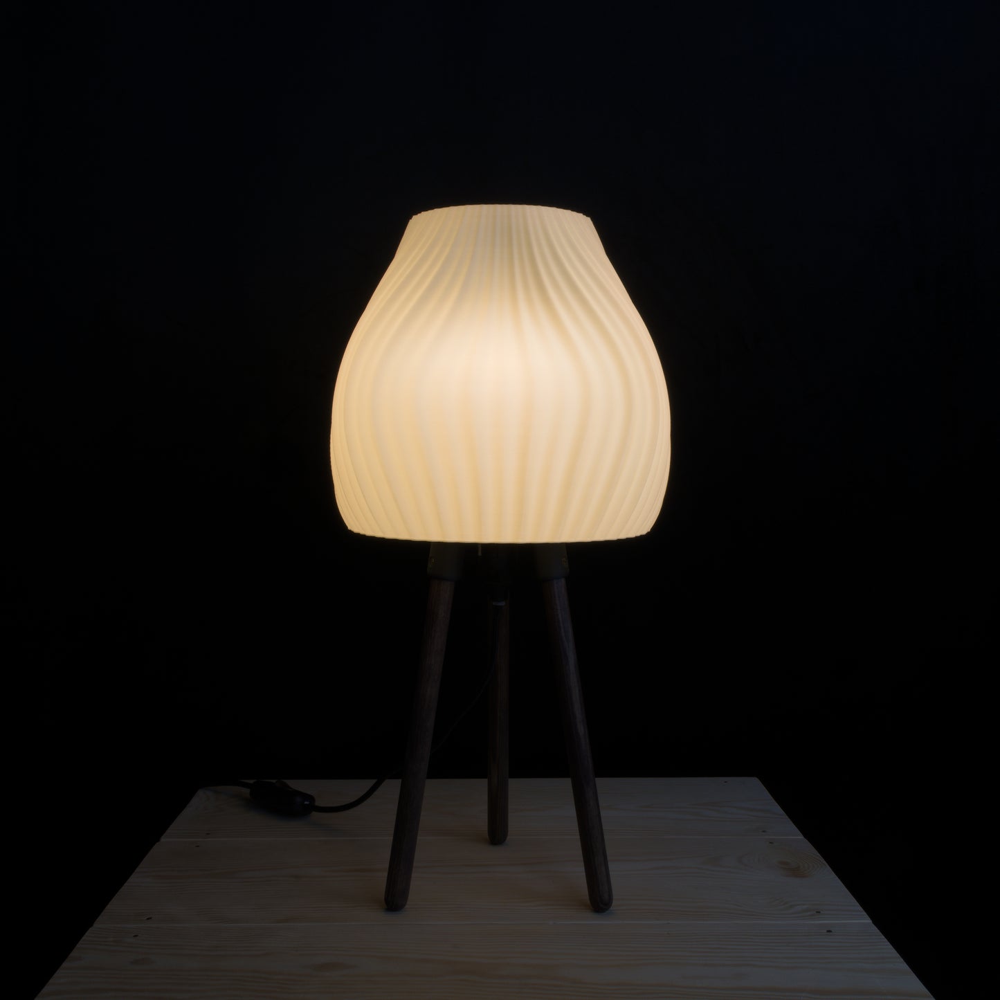 Meringa 01 - Table Lamp Wood