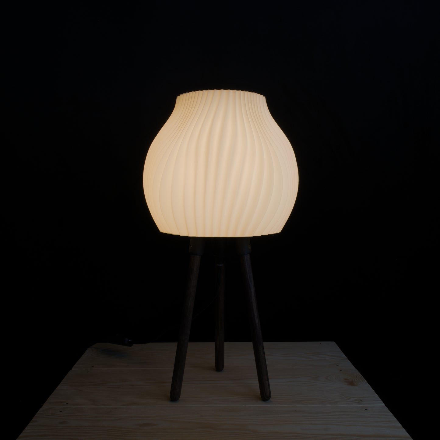 Meringa 03 - Table Lamp Wood